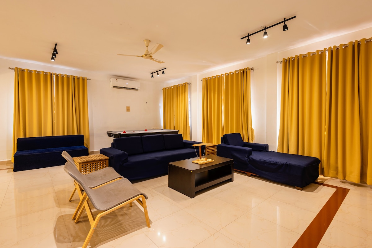 7  bedroom private villa, largest in South Goa.