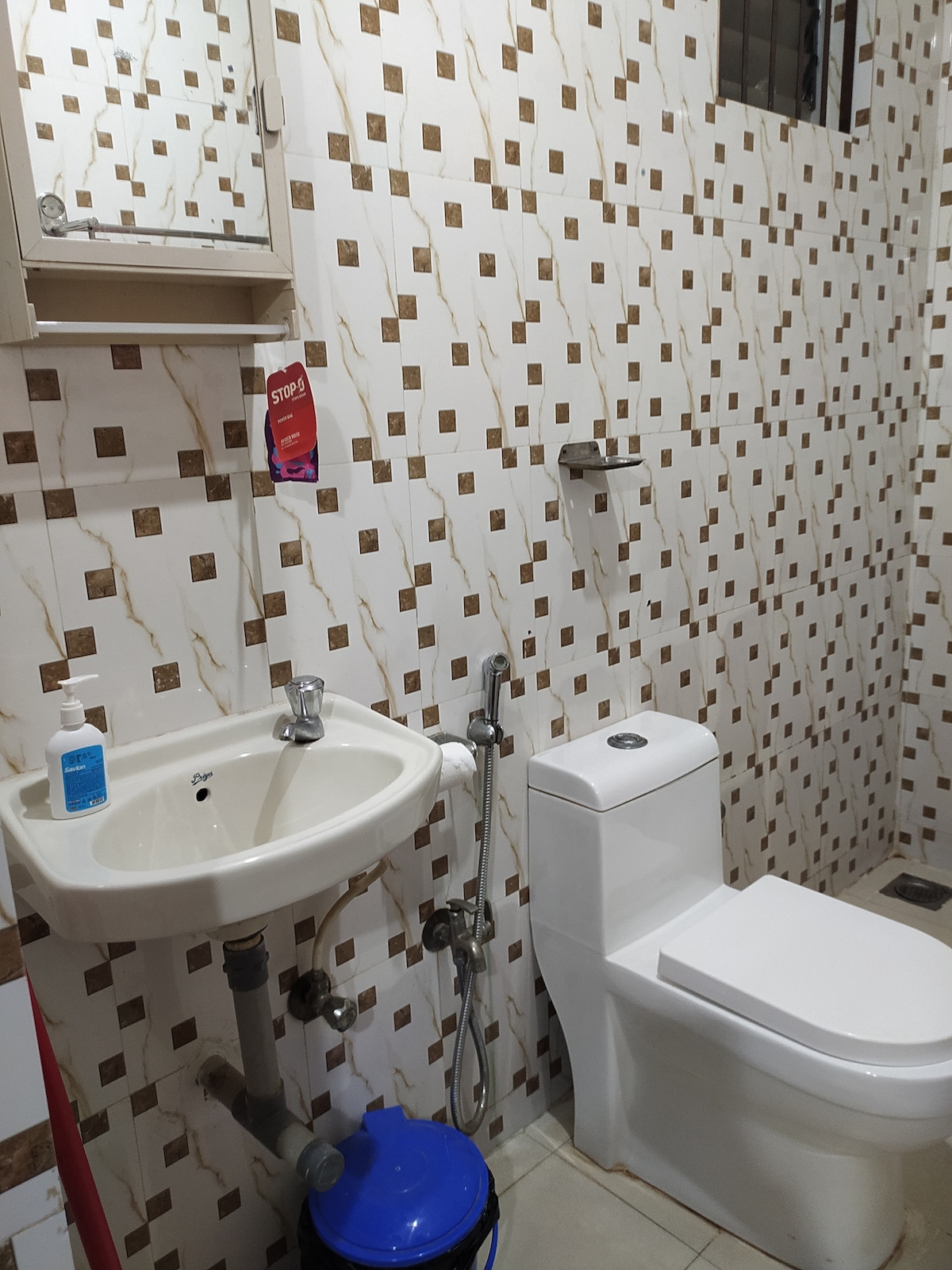 Affordable stay for a group at Baga Beach