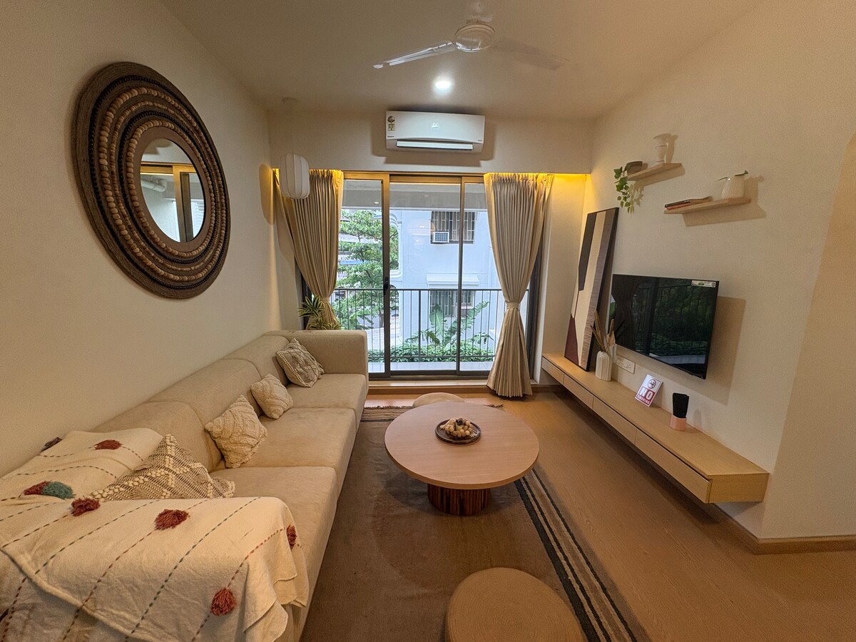 2BHK Modern Suite | Panjim | Pool | 800m Beach