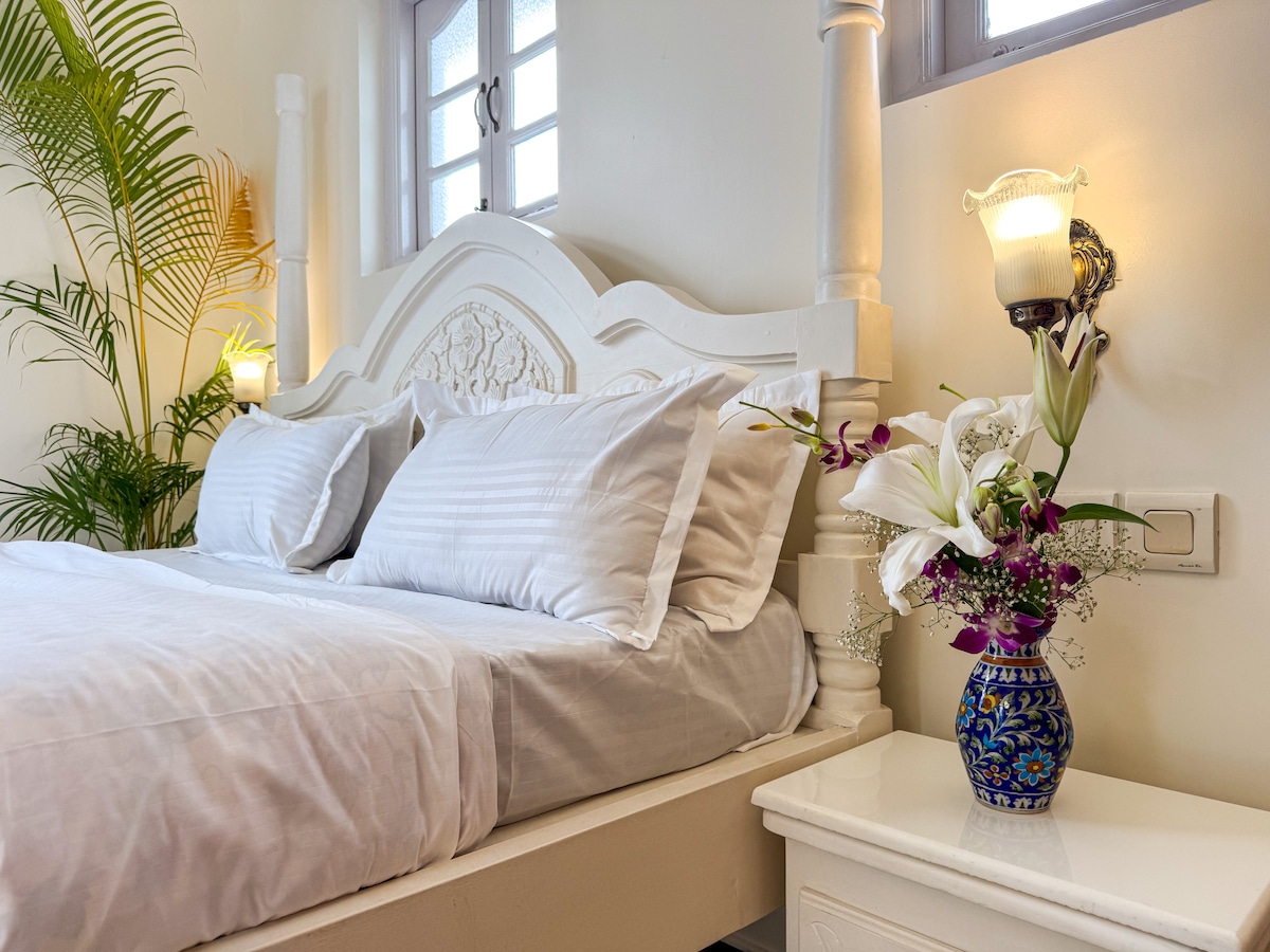 Luxury Lakeside 2BHK Villa | Near Baga Beach
