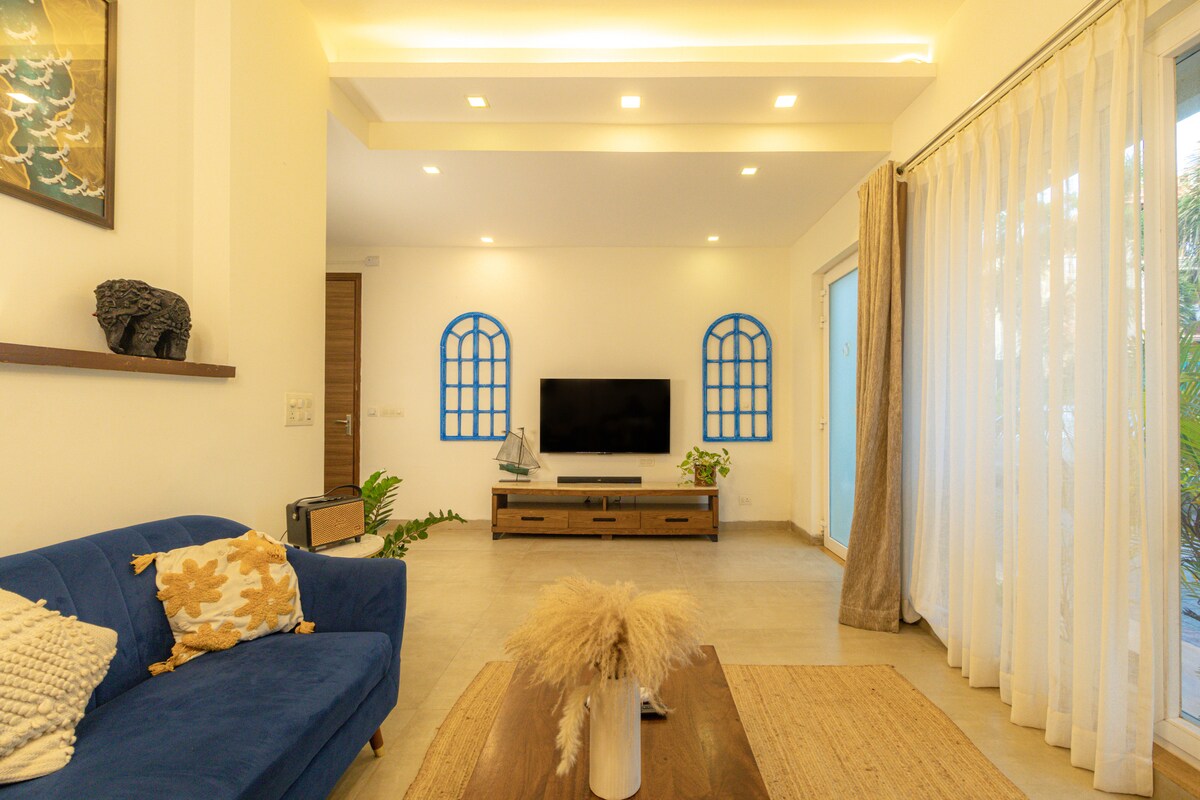 3BHK Villa Anjuna | Private Plunge Pool & Bathtub