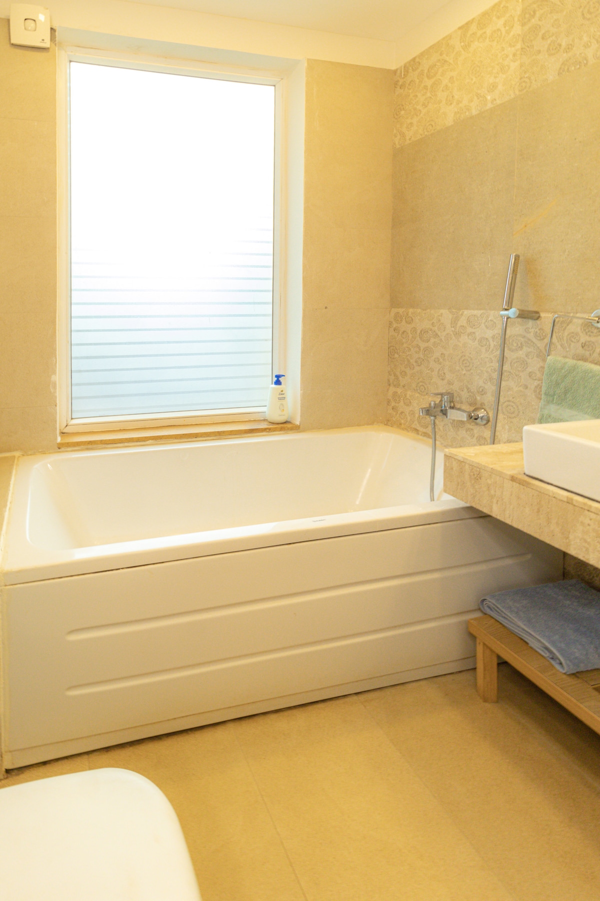 3BHK Villa Anjuna | Private Plunge Pool & Bathtub