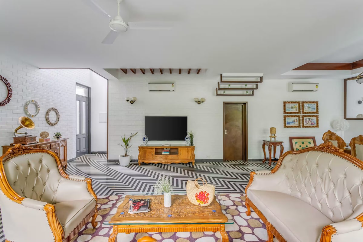 Celestial Groove | Luxury 3BHK Pvt Pool & Terrace