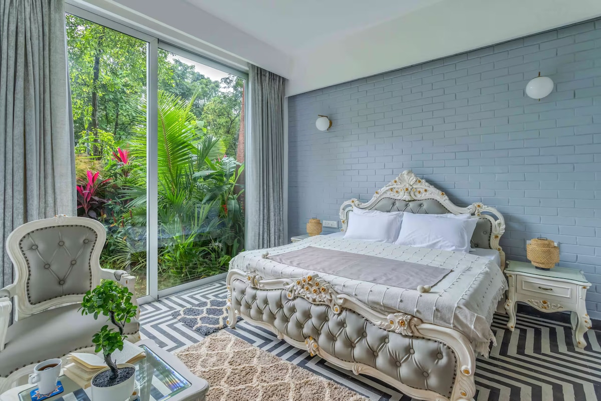 Celestial Groove | Luxury 3BHK Pvt Pool & Terrace