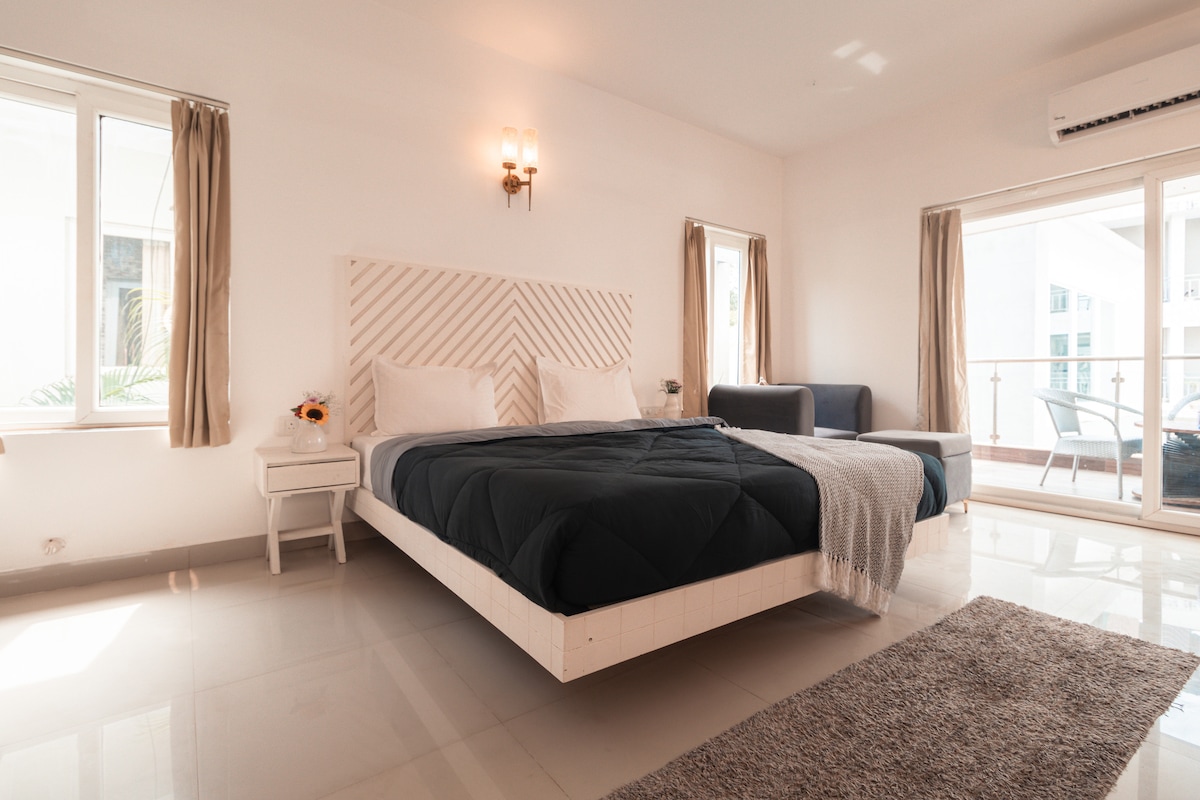 3BHK Villa with Private & Common Pool in Assagao